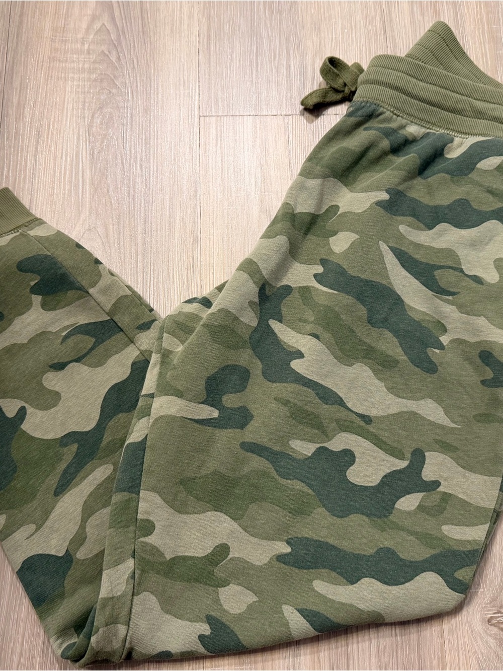 Old Navy (Size L)